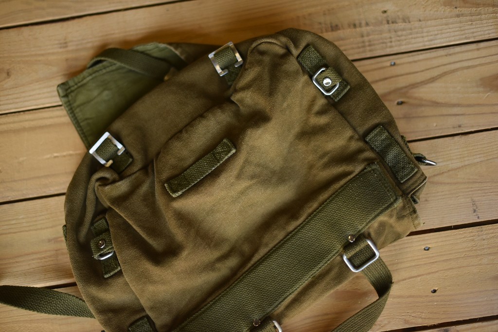 104058 ユーロミリタリー バック 軍払い下げ
