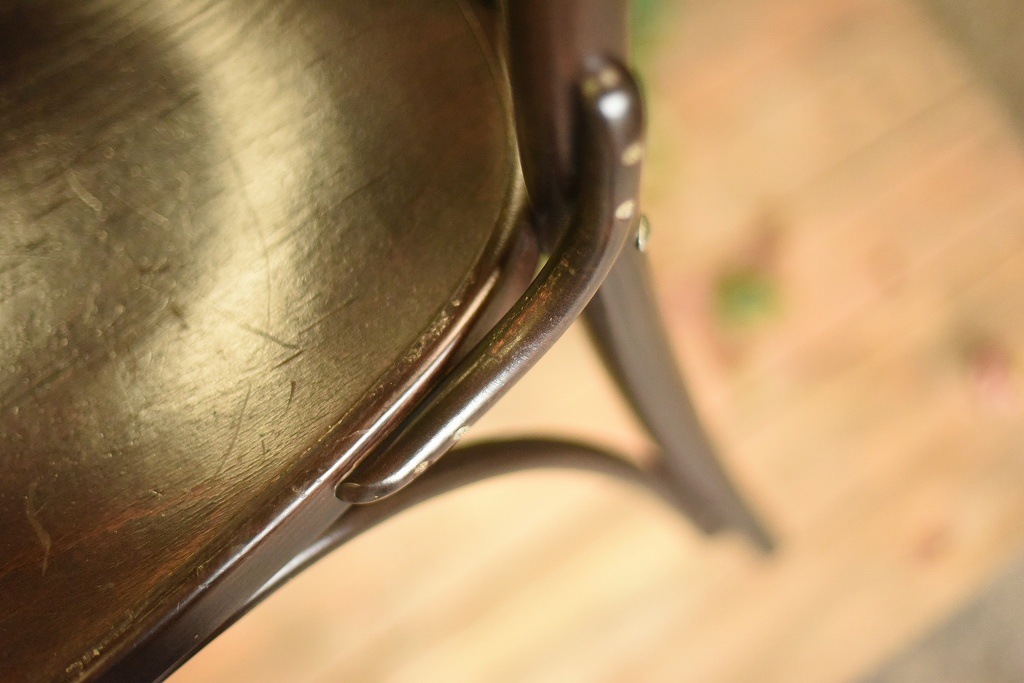 104564　No.056　311056　USED TON CHAIR　中古