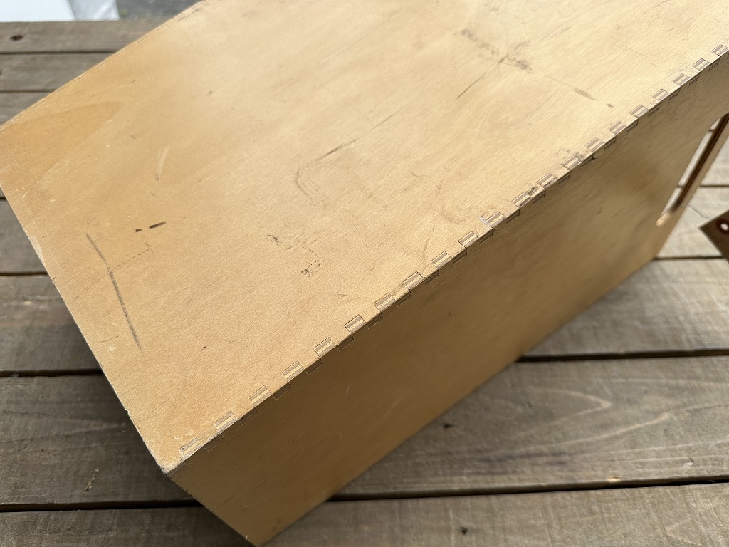 イギリス　英国　アンティーク　ウッドボックス　木箱 イギリス アンティーク ウッドボックス 装飾 小さな木箱 脚付き