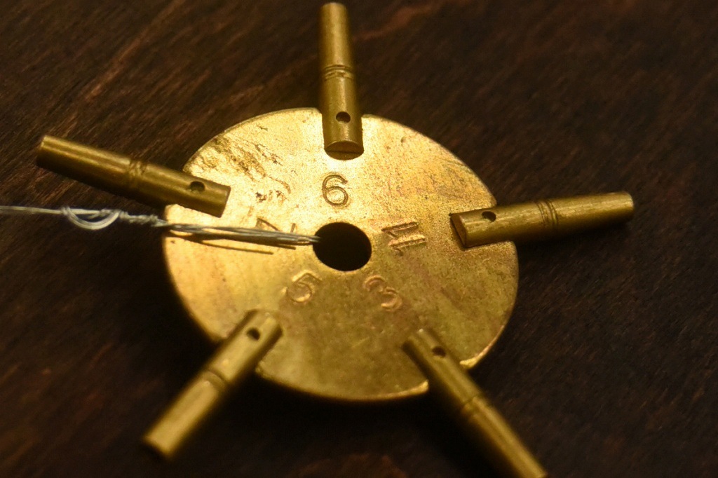 104460 ヴィンテージ　　真鍮製　ミニスクエアスレンチ　四角レンチ　ブラス　英国 MADE IN ENGLAND