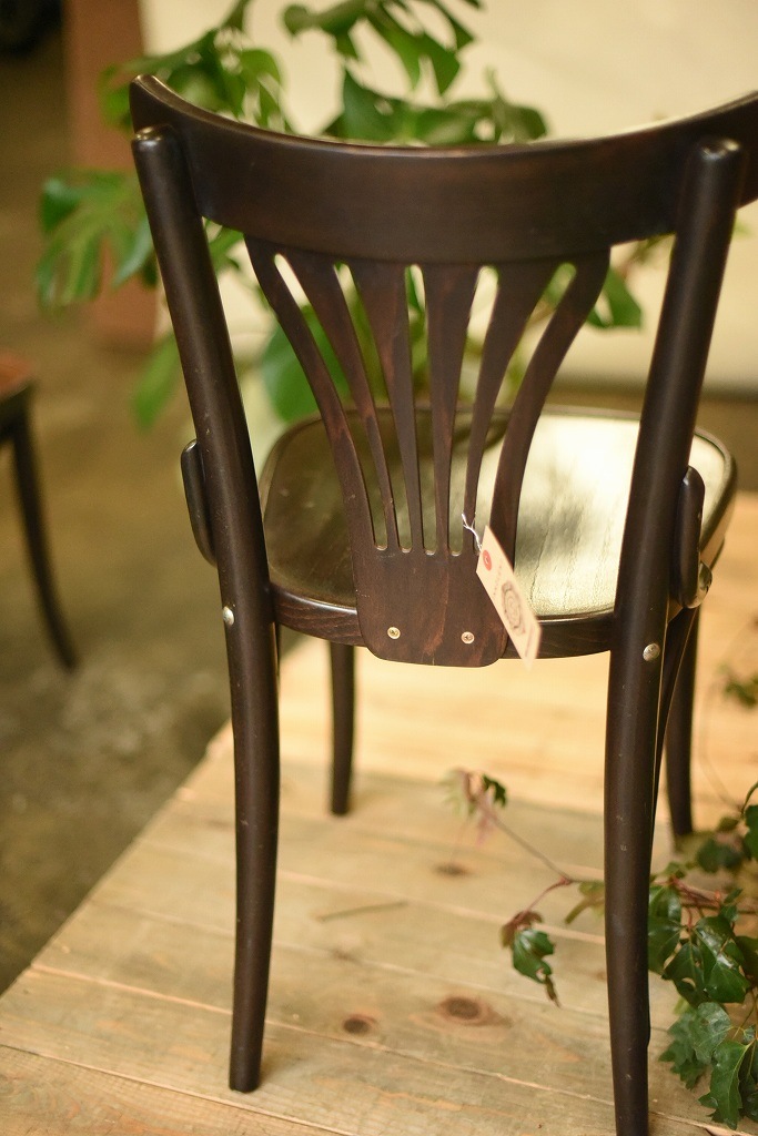 104570　No.056　311056　USED TON CHAIR　中古