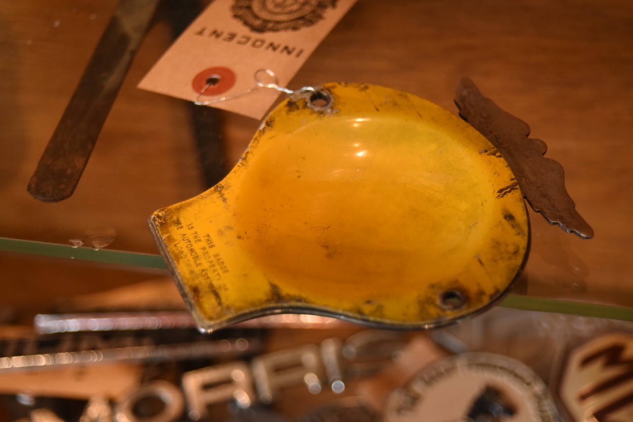 101425 UK ヴィンテージ　AA Automobile Association カーバッチ