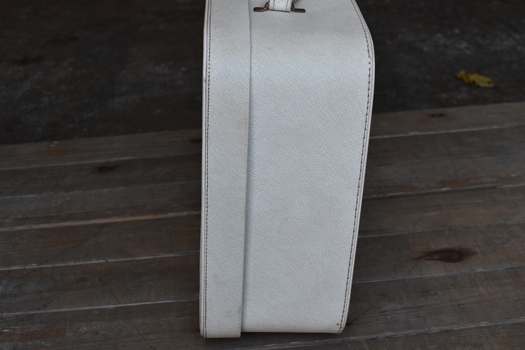 106684 ヴィンテージ　レザー　トランクケース　皮革製　 英国製