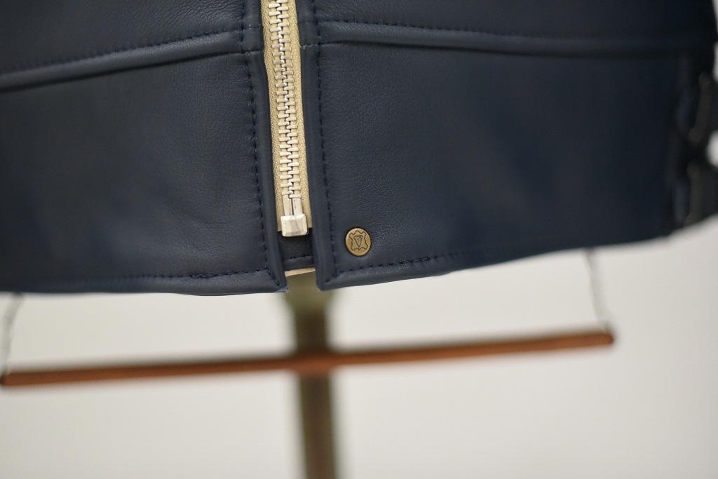 MB 英国 「GOLDTOP」 「The '76 Cafe Racer Jacket」 レザージャケット COLOR：Midnight Blue　　送料無料　5%ポイント還元