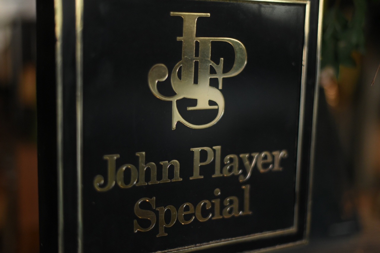 102771 英国 「JPS (John Player Special)」 壁掛け時計 | 時計 腕時計 