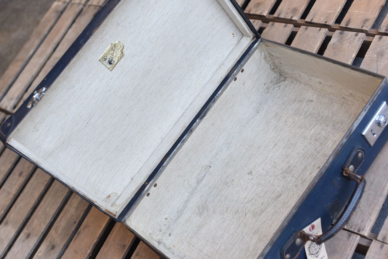 106008 UK ヴィンテージ　英国 グローブ トロッター 「GLOBE TROTTER」 MADE IN ENGLAND 刻印