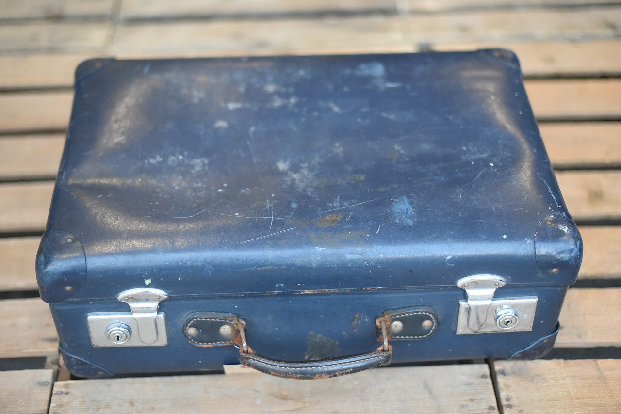 106008 UK ヴィンテージ　英国 グローブ トロッター 「GLOBE TROTTER」 MADE IN ENGLAND 刻印