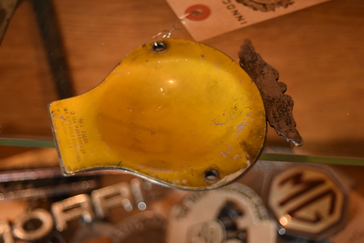 101436 UK ヴィンテージ　AA Automobile Association カーバッチ　