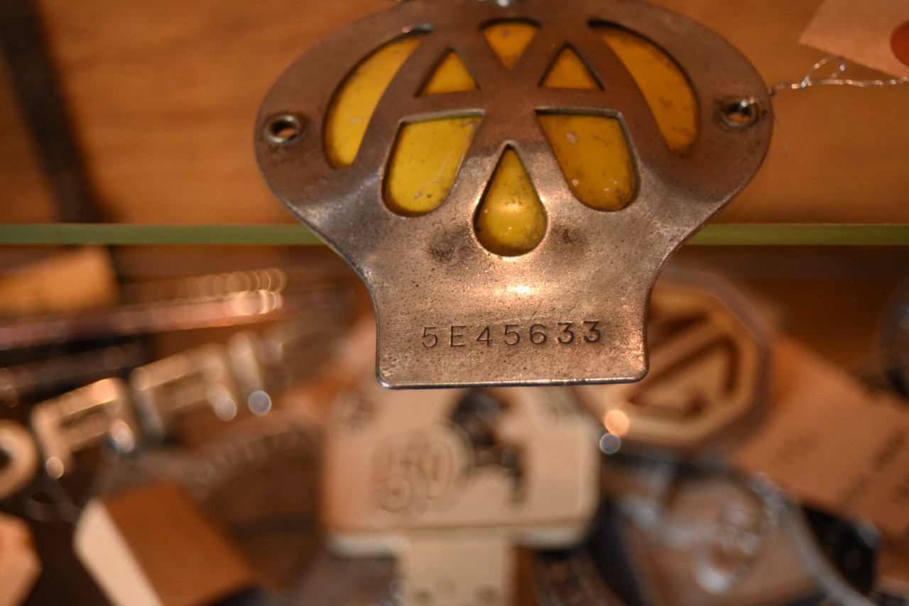 101436 UK ヴィンテージ　AA Automobile Association カーバッチ　