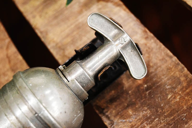 ヴィンテージ 真鍮製　消火器　FIRE EXTINGUISHER 　ブラス英国製 ヴィンテージ 真鍮製 消火器 FIRE EXTINGUISHER ブラス英国製