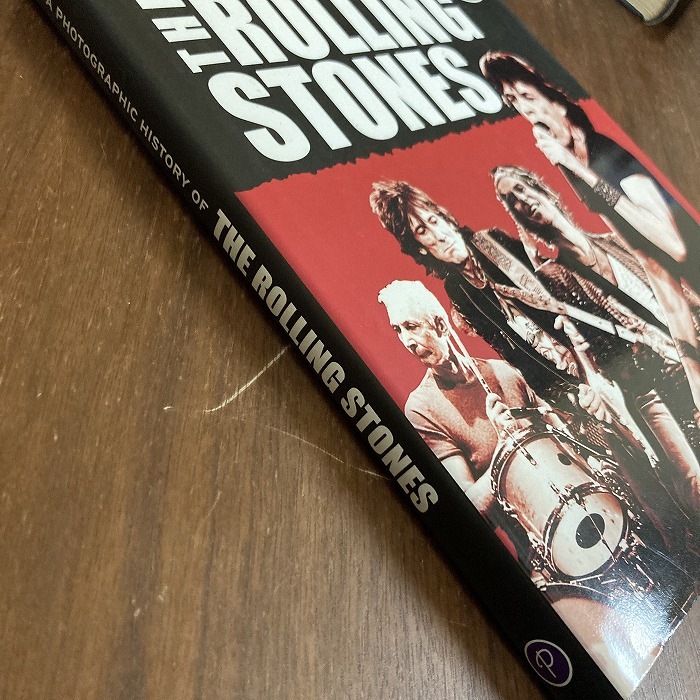 B4112　「A PHOTOGRAPHIC HISTORY OF THE ROLLING STONES」英国音楽書籍