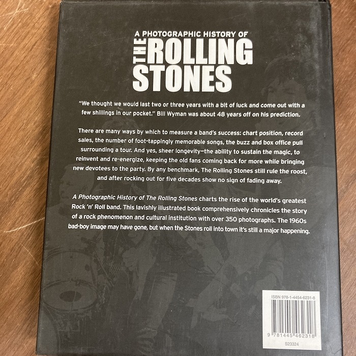 B4112　「A PHOTOGRAPHIC HISTORY OF THE ROLLING STONES」英国音楽書籍