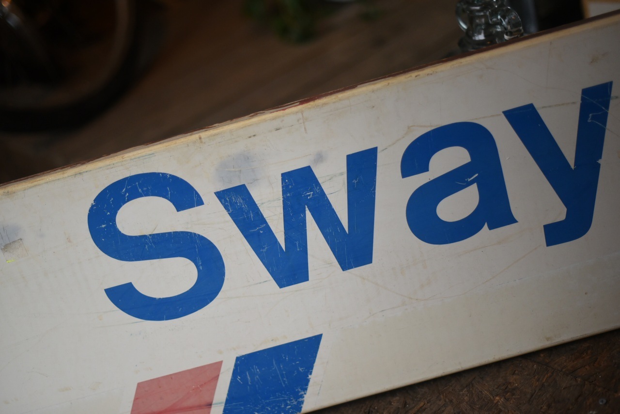 1928 ヴィンテージ 看板　「SWAY」　 樹脂製