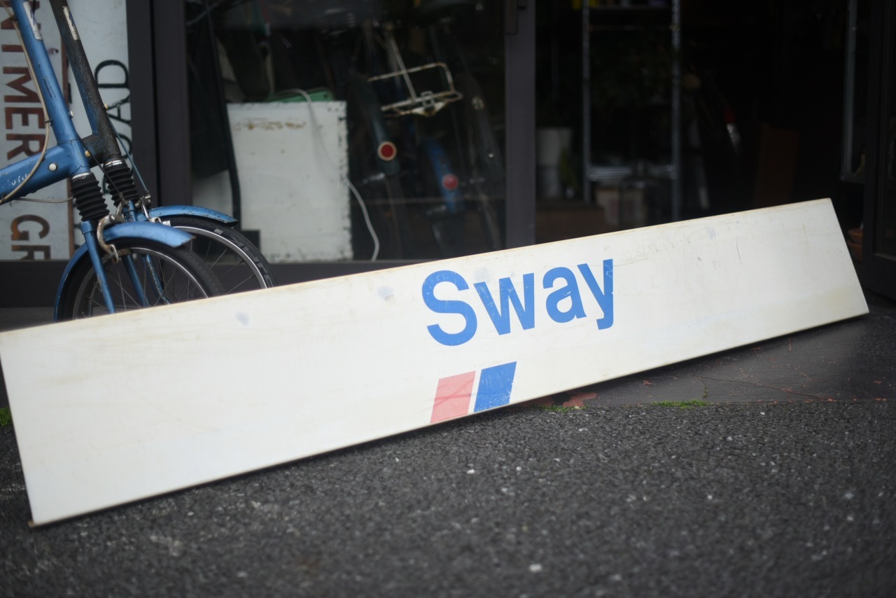 1928 ヴィンテージ 看板　「SWAY」　 樹脂製