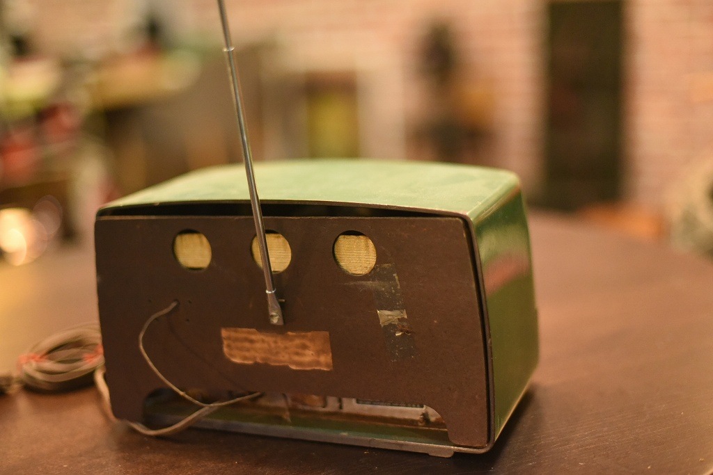 R0017 レンタル ヴィンテージ　ラジオ 「SEARS ROEBUCK AND CO. U.S.A. RADIO」