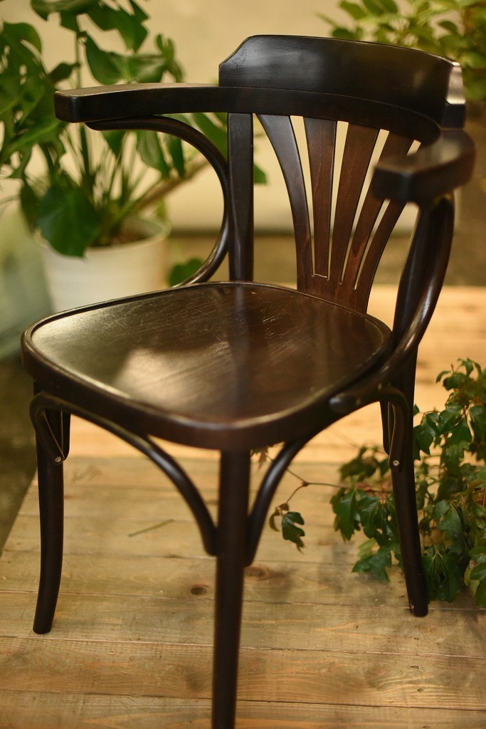 TON ARM CHAIR No.30 アームチェア チェコ製 木製 椅子 中古 Yahoo!オークション - 新品 TON アームチェア ARM CHAIR No.30
