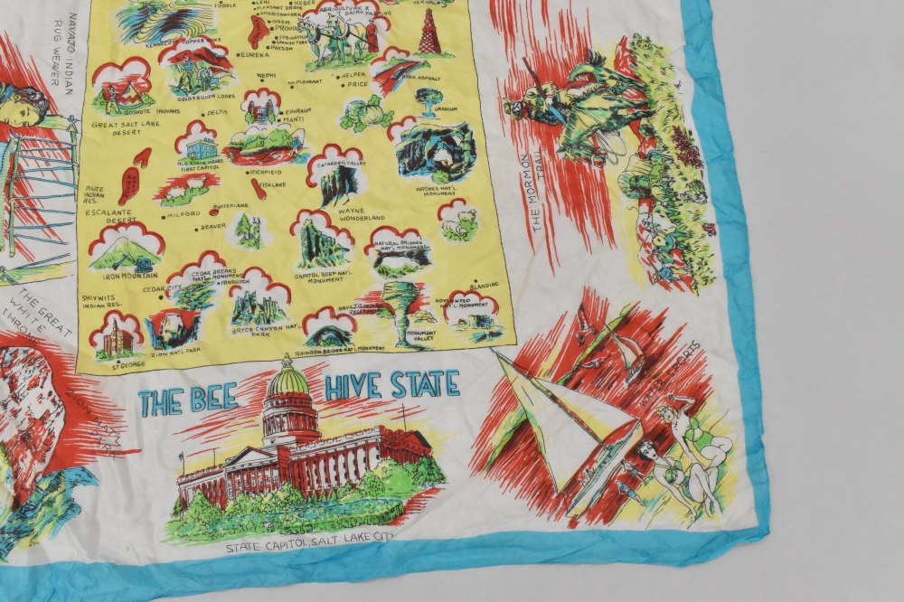 108716 ヴィンテージ 大判 スーベニア スカーフ  Souvenir scarf