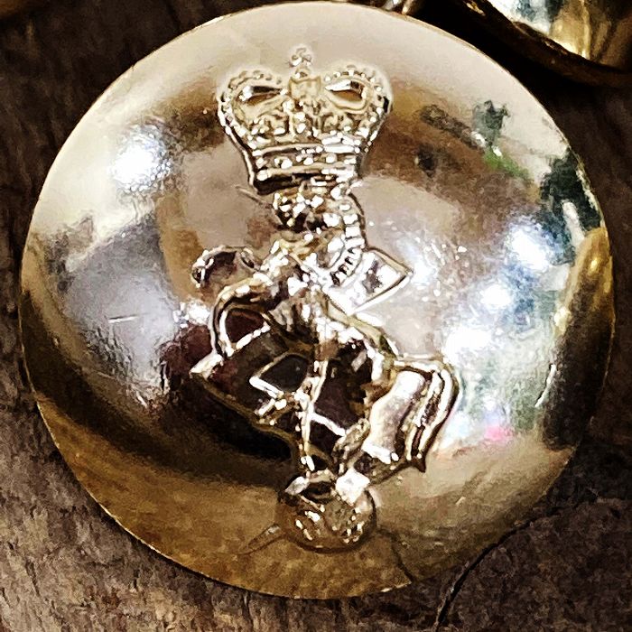 105973 英国　Royal Electrical　GAUNT LONDON　 ボタン　6個セット　真鍮製紋章 