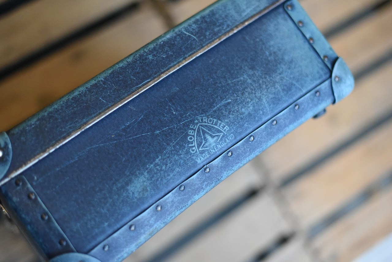 106011 UK ヴィンテージ 英国 グローブ トロッター 「GLOBE TROTTER」 MADE IN ENGLAND 刻印