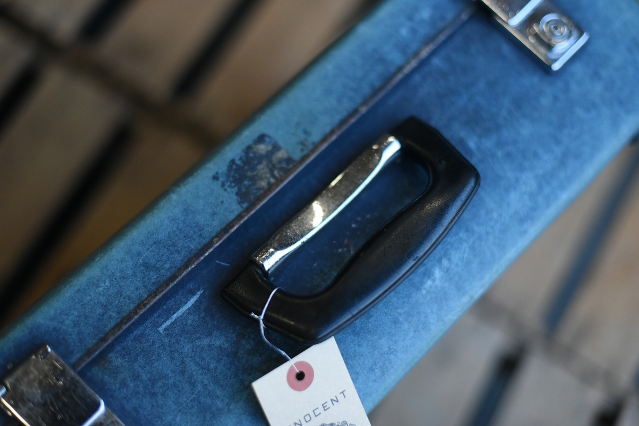 106011 UK ヴィンテージ 英国 グローブ トロッター 「GLOBE TROTTER」 MADE IN ENGLAND 刻印