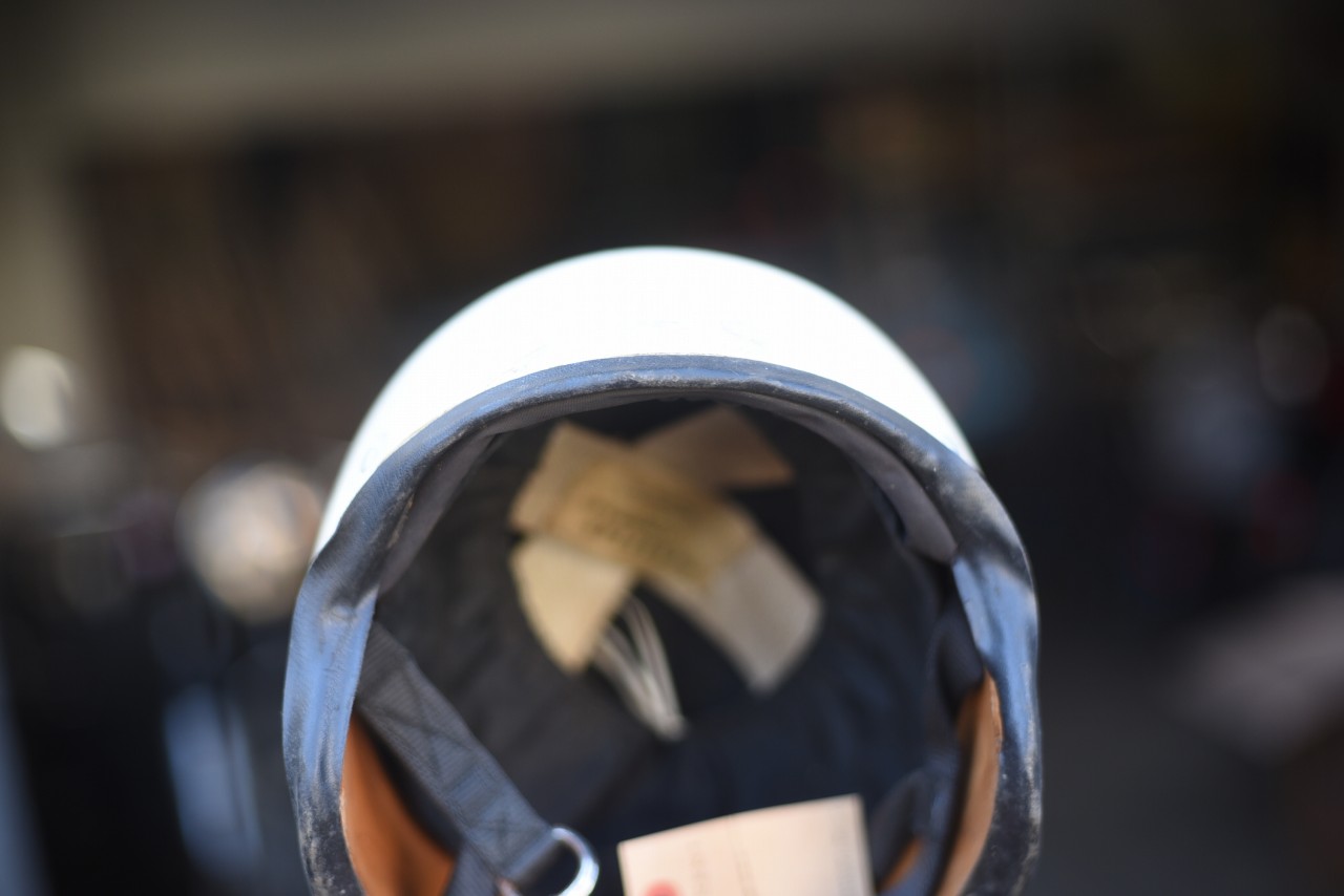 UK Made in ENGLAND COMPTON CLIMBER ロッククライミングヘルメット 