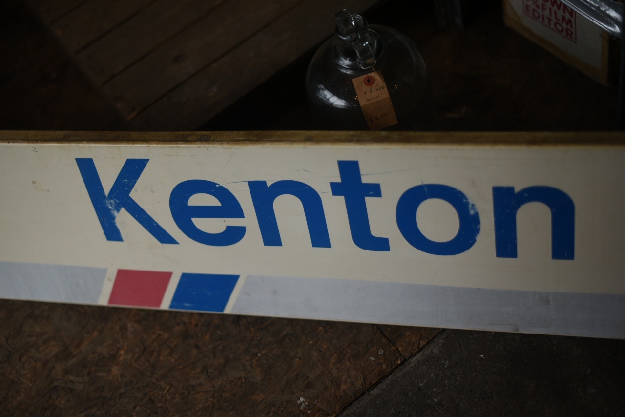 1927 ヴィンテージ 看板　「KENTON」 樹脂製