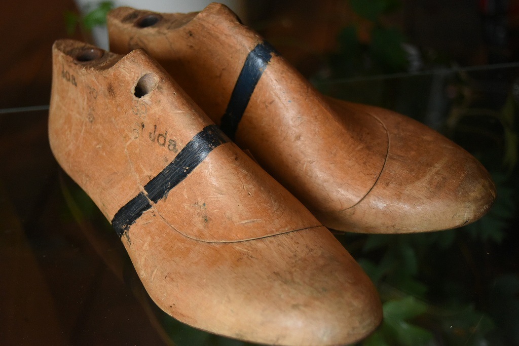 2364 ヴィンテージ 靴 木型 ドイツ製 WOODEN SHOE MOLD | ガレージ 