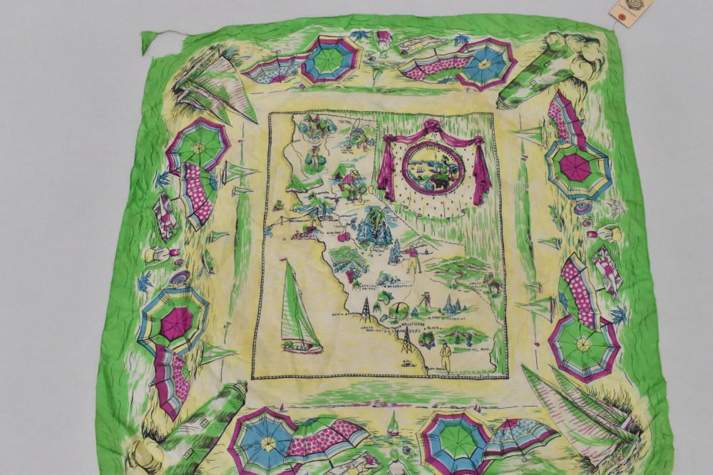 108729 ヴィンテージ 大判 スーベニア スカーフ Souvenir scarf