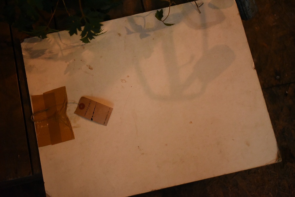 1636 ヴィンテージ　「VIEUX」　ペーパーサイン　看板　サインプレート　 英国製　MADE IN ENGLAND