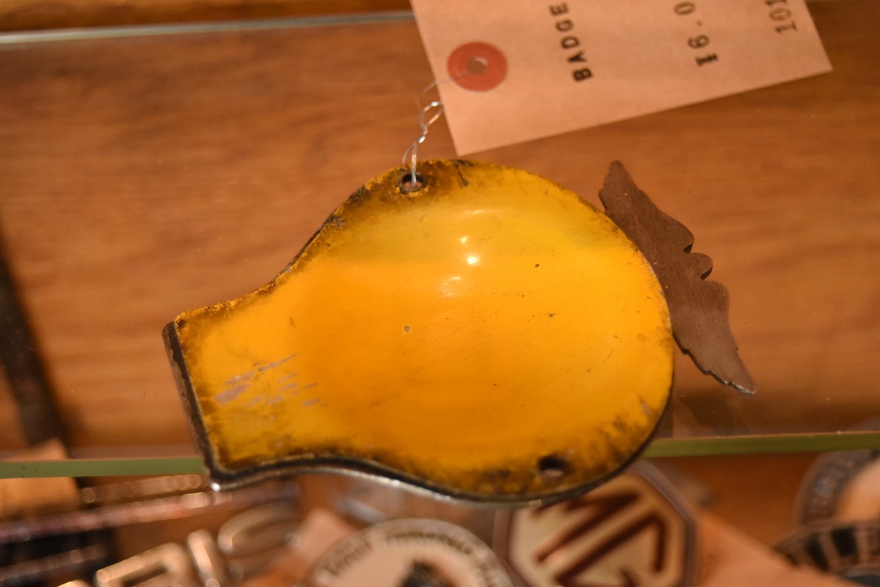 101438 UK ヴィンテージ　AA Automobile Association カーバッチ　