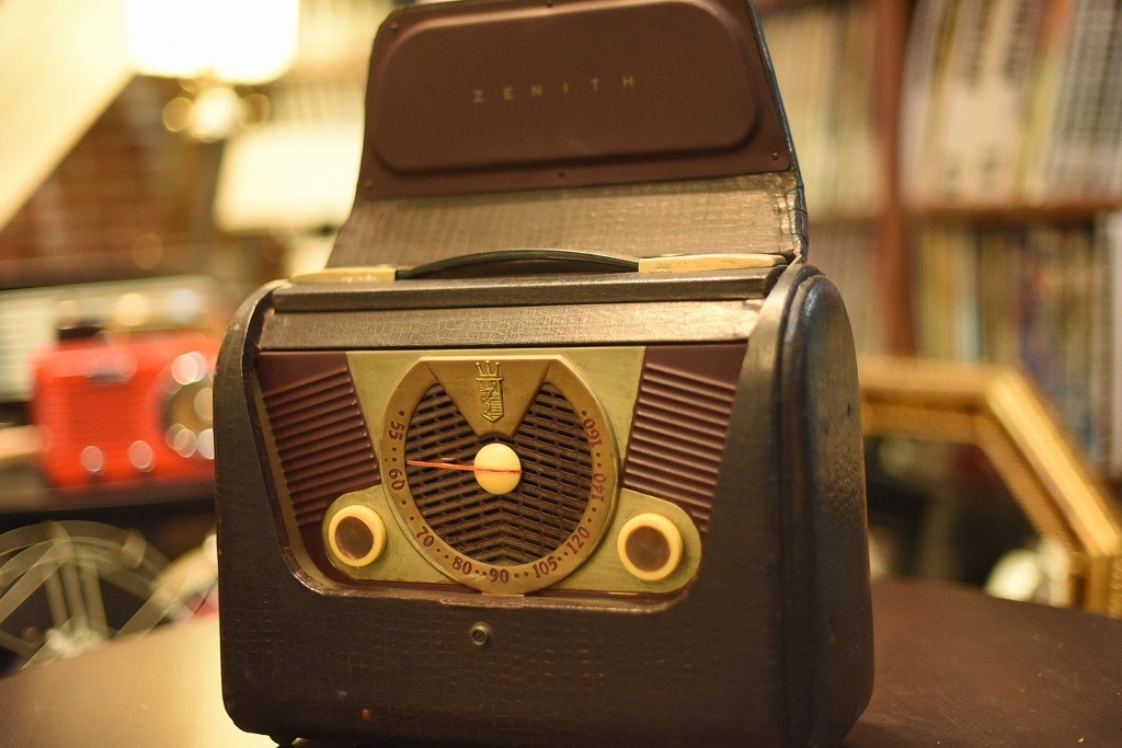R0020 レンタル ヴィンテージ ラジオ 「ZENITH Electronics U.S.A.」
