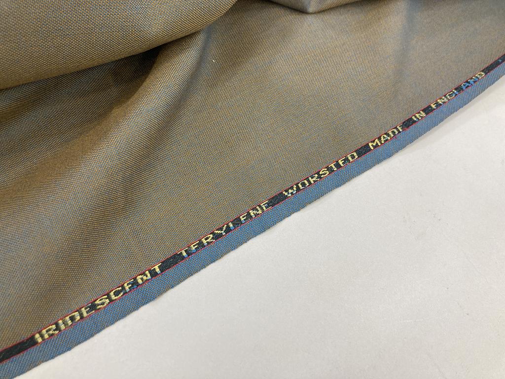 108545 　オーダースーツ　インポート生地　「TERYLENE」 MINIMUM 55% WITH WOOL WORSTED　セットアップ