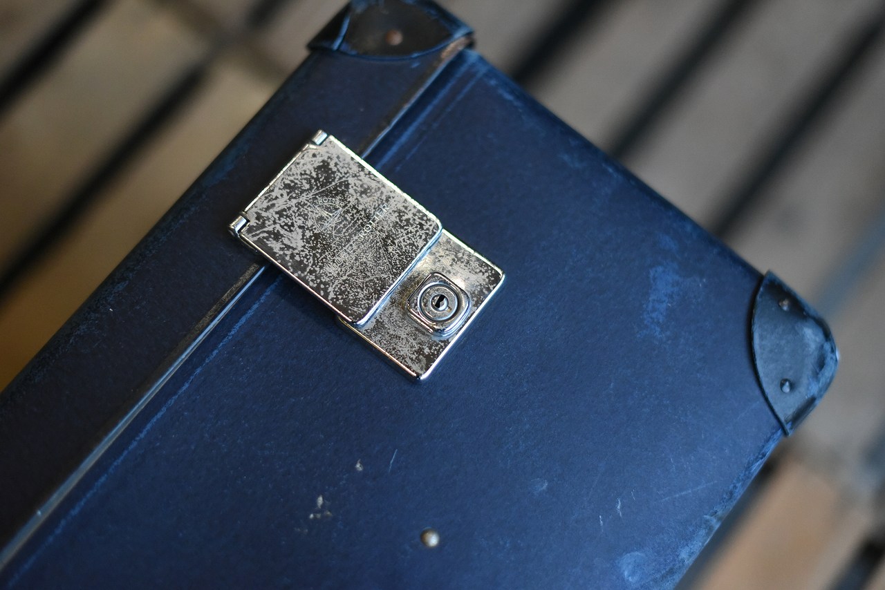 106013 UK ヴィンテージ　トロリー　英国 グローブ トロッター 「GLOBE TROTTER」 MADE IN ENGLAND 刻印