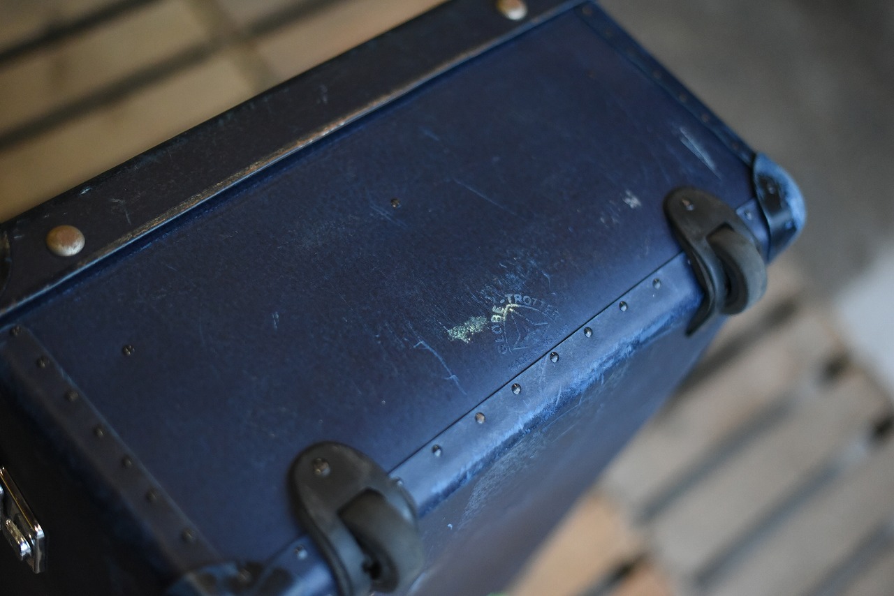 106013 UK ヴィンテージ　トロリー　英国 グローブ トロッター 「GLOBE TROTTER」 MADE IN ENGLAND 刻印