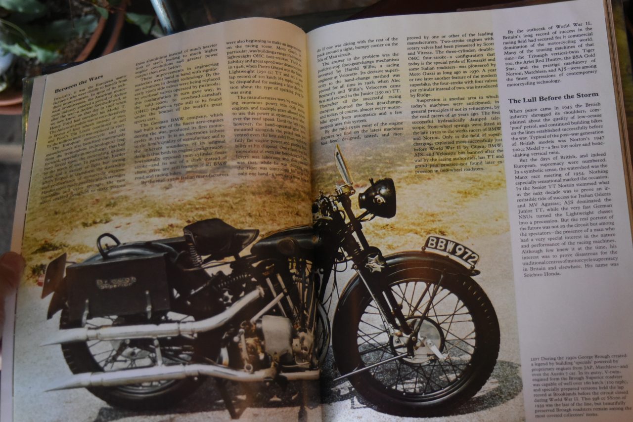 101937 洋書 「Motorcycle Trials ,Motocross, Enduro, Barry Sheene」