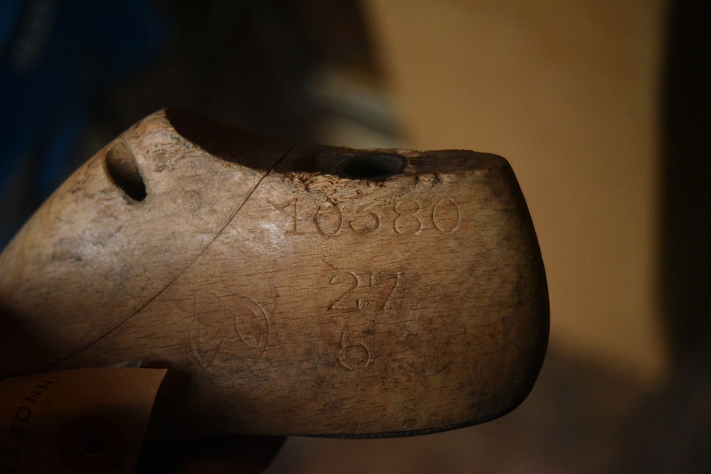 2367 ヴィンテージ 靴 木型 ドイツ製 WOODEN SHOE MOLD | すべて