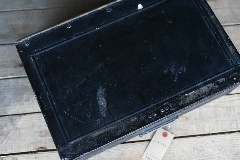 105141 ヴィンテージ アルミボックス 箱 英国製