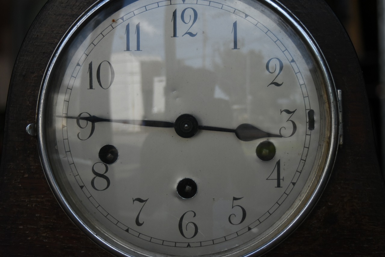 102393 ヴィンテージ　英国製置き時計　HALLER　MADE in ENGLAND