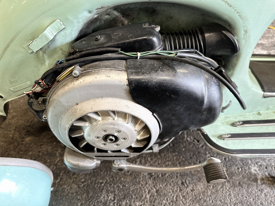 107711 Douglas Vespa 150 Sportique ダグラス ベスパ 150 スポルティーク