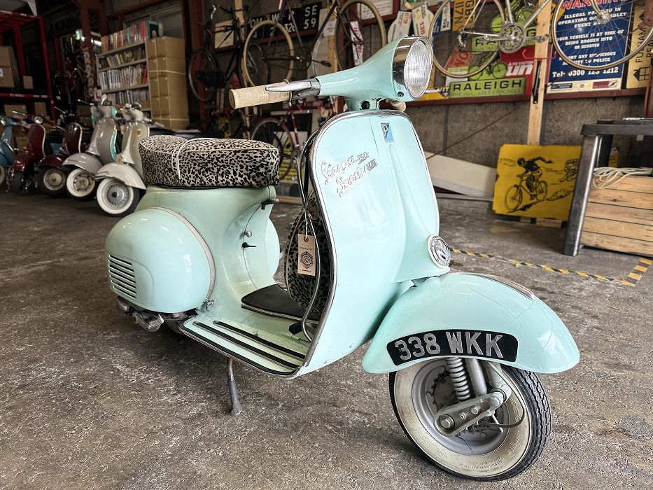 107711 Douglas Vespa 150 Sportique ダグラス ベスパ 150 スポルティーク