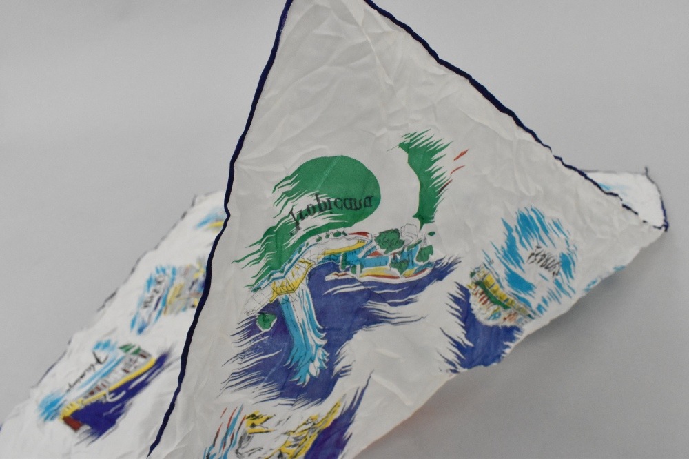 108711 ヴィンテージ 中判 スーベニア スカーフ  Souvenir scarf