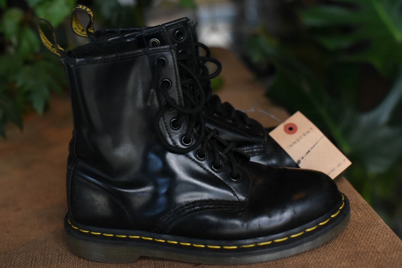 Dr.Martens（ドクター マーチン） レディースブーツ（8ホール） Dr.Martens R26239021 SERENA LEO 8ホール（ブーツ）｜Dr