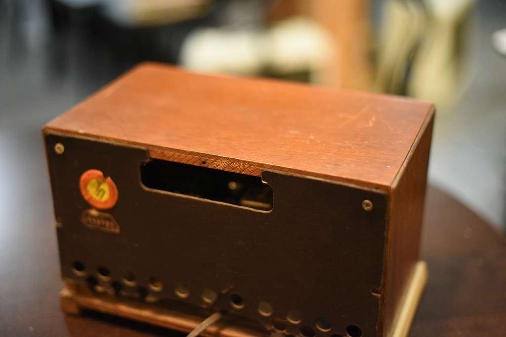 R0023 レンタル ヴィンテージ　ラジオ 「PHILCO TRANSITONE RADIO」