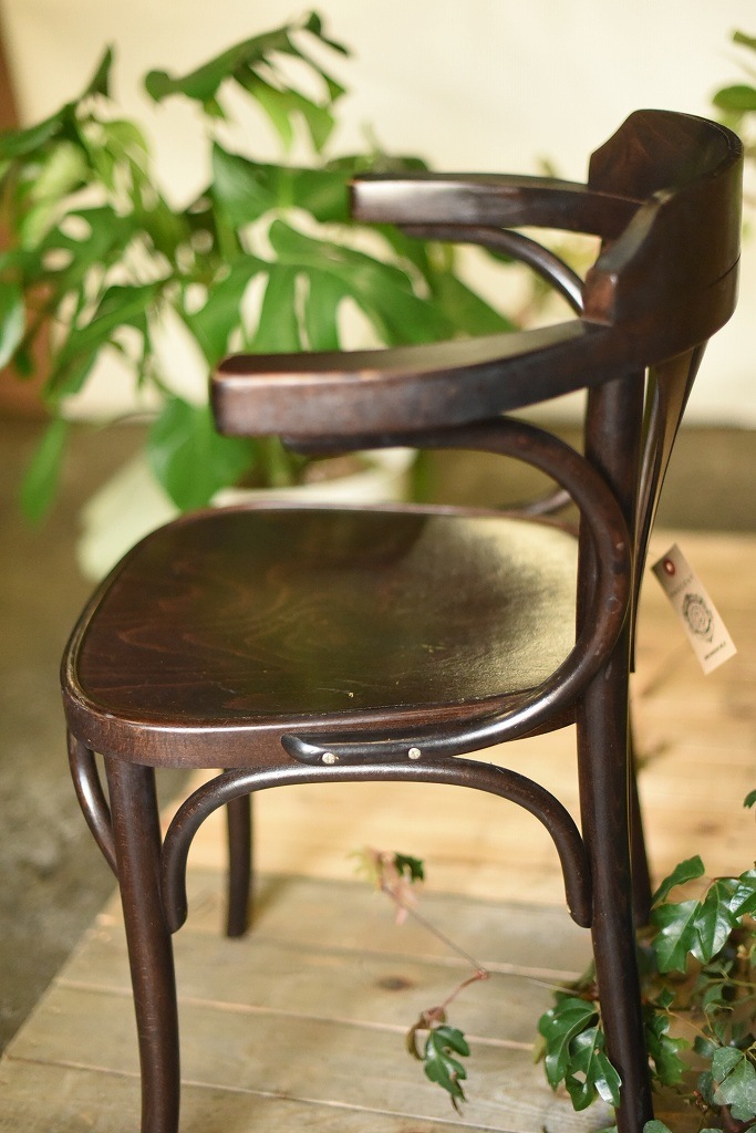 104580 ARM CHAIR No.25 321025 USED TON CHAIR 中古