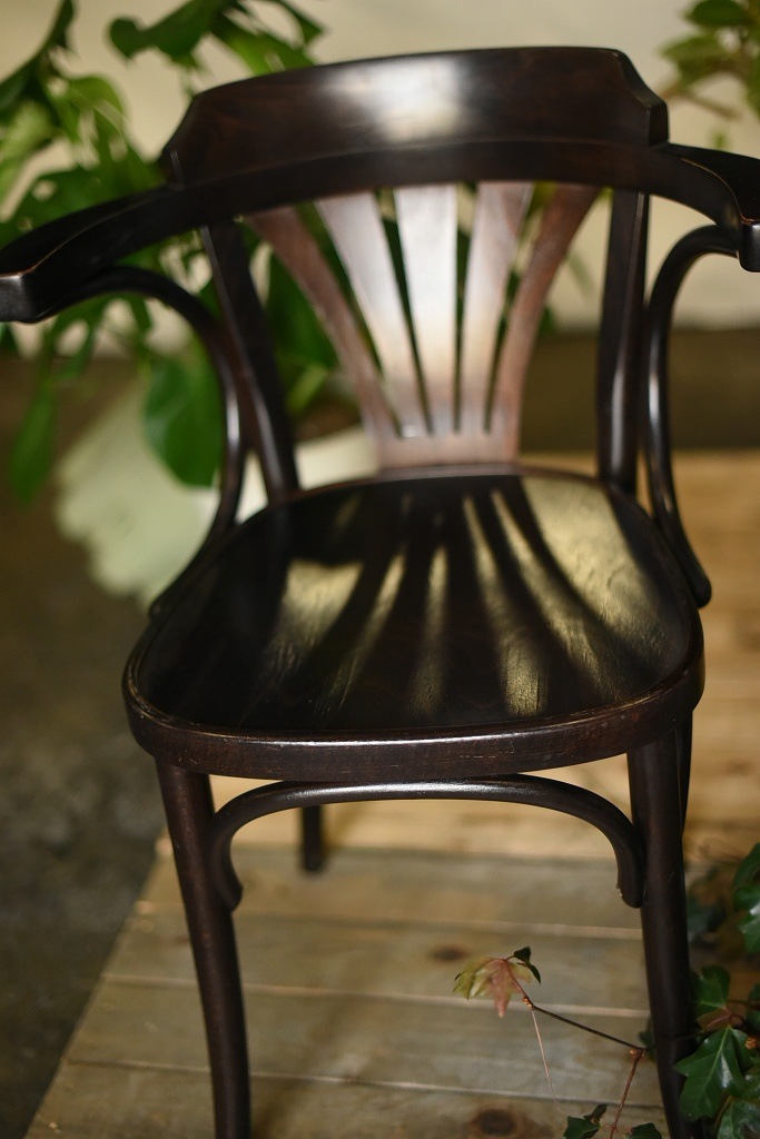 104580 ARM CHAIR No.25 321025 USED TON CHAIR 中古