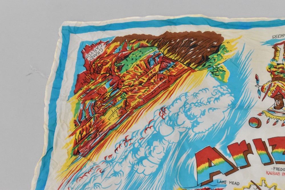 108720 ヴィンテージ 中判 スーベニア スカーフ Souvenir scarf