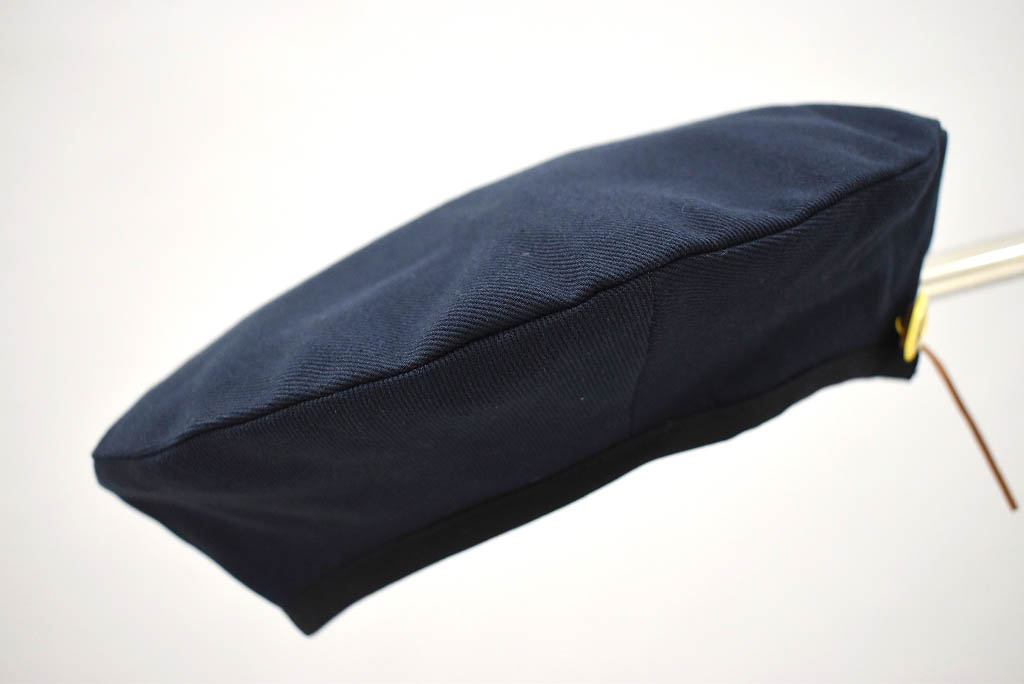 ベレー帽　ネイビー INNOCENT ＆ GOLDEN NEEDLE LONDON コラボ商品！ Made in Great Britain