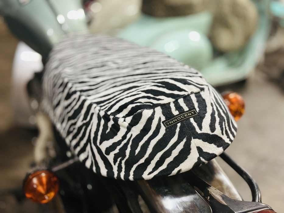 再入荷　ベスパ　スモール/ラージ　兼用　レオパード シートカバー　ヒョウ柄　フェイクファー