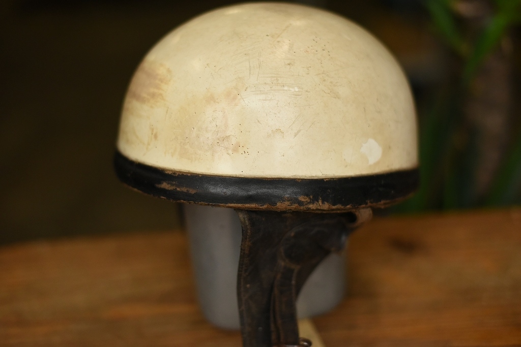 103799 「CASQUES RF」 ヴィンテージ ハーフヘルメット お椀ヘルUK MADE in ENGLAND ヘルメット