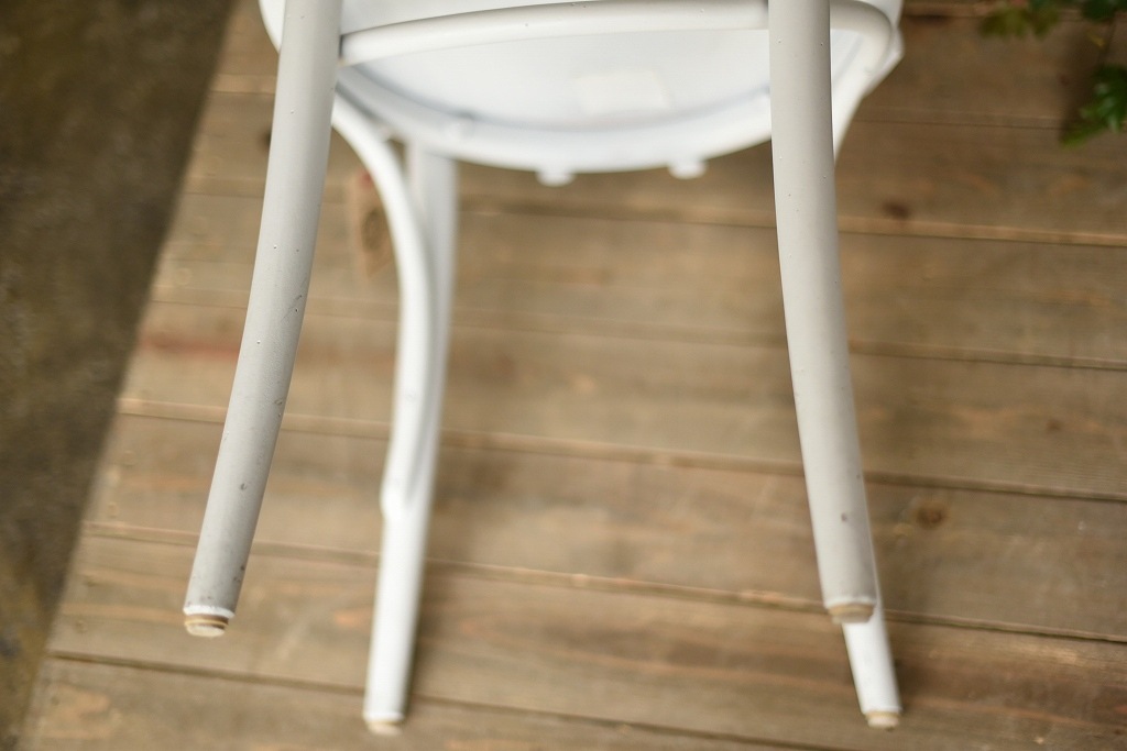 104590　No.18　311018　USED TON CHAIR　中古再塗装品